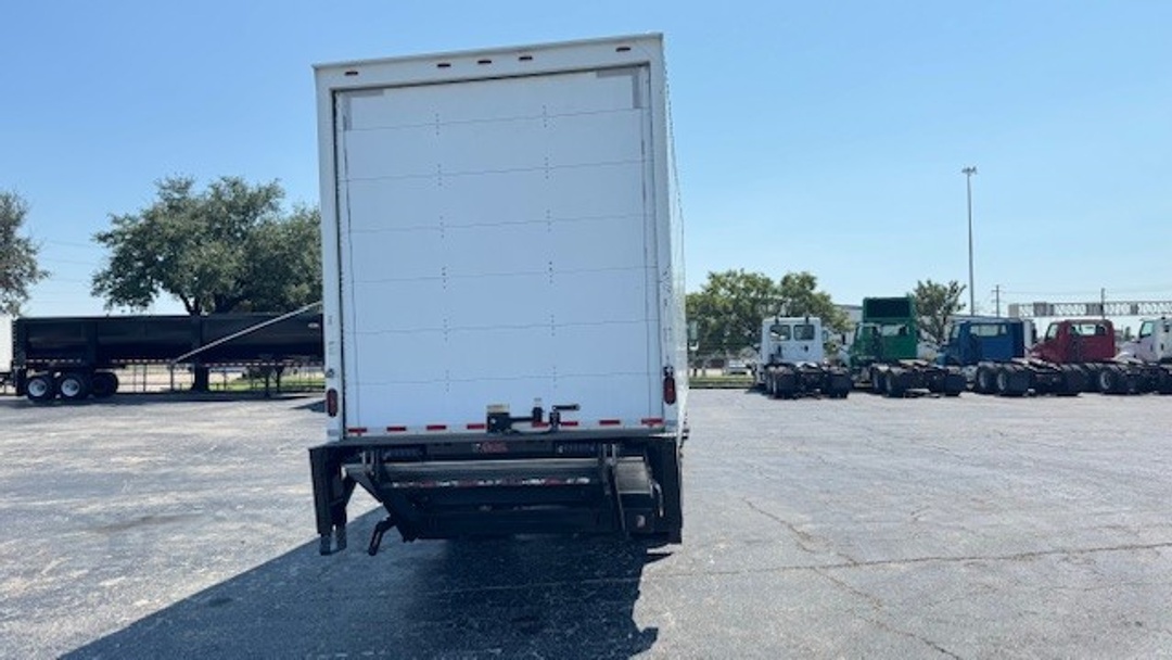 2018 International 4300 in Houston, TX — photo 6