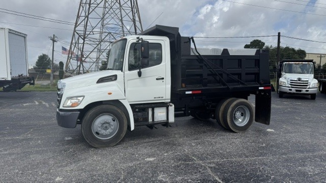 2014 Hino 338 in Houston, TX — photo 7