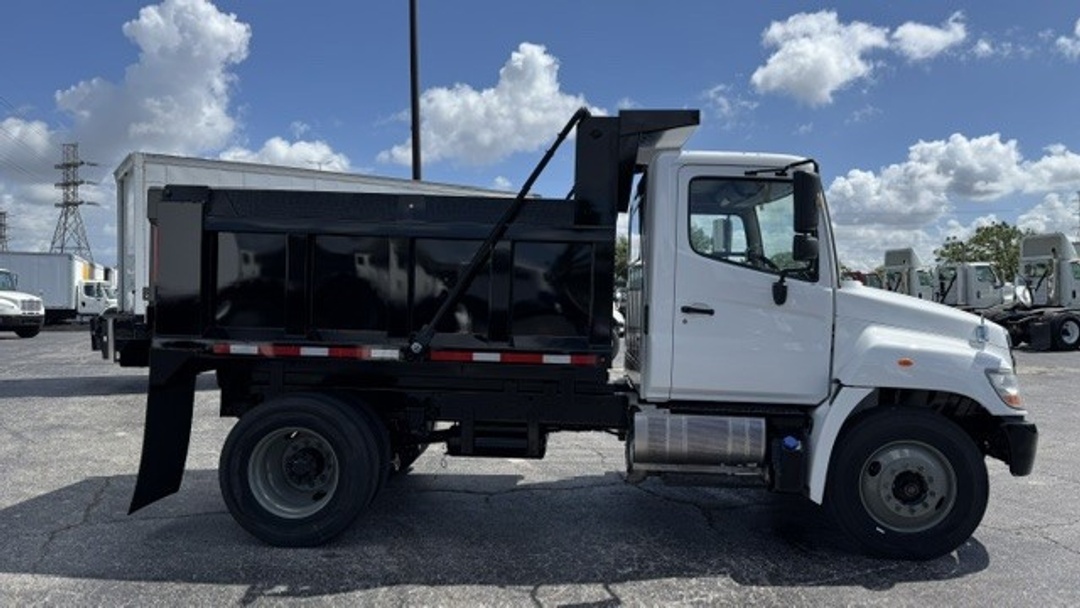 2016 Hino 338 in San Antonio, TX — photo 3