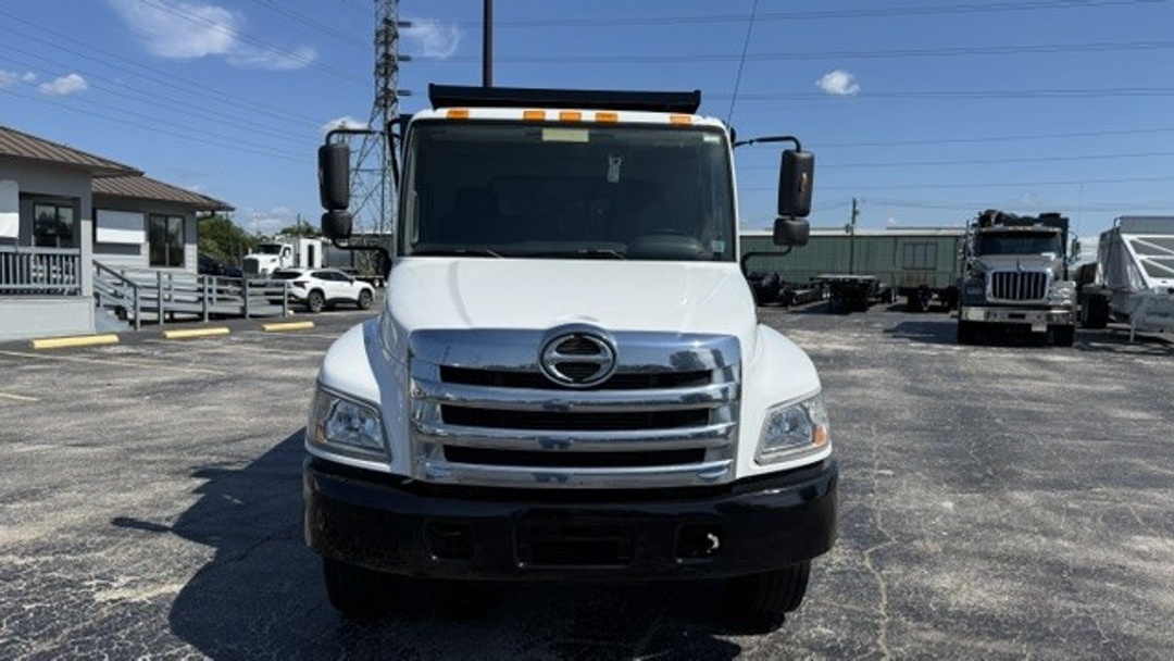 2014 Hino 338 in Oklahoma City, OK — photo 8