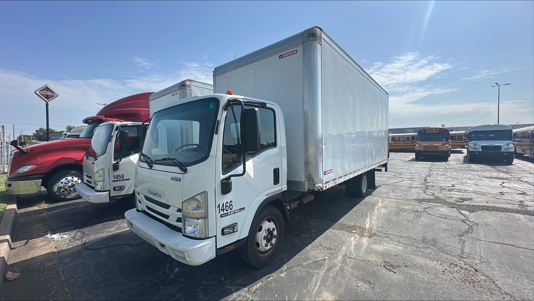 2020 Isuzu NPR-HD