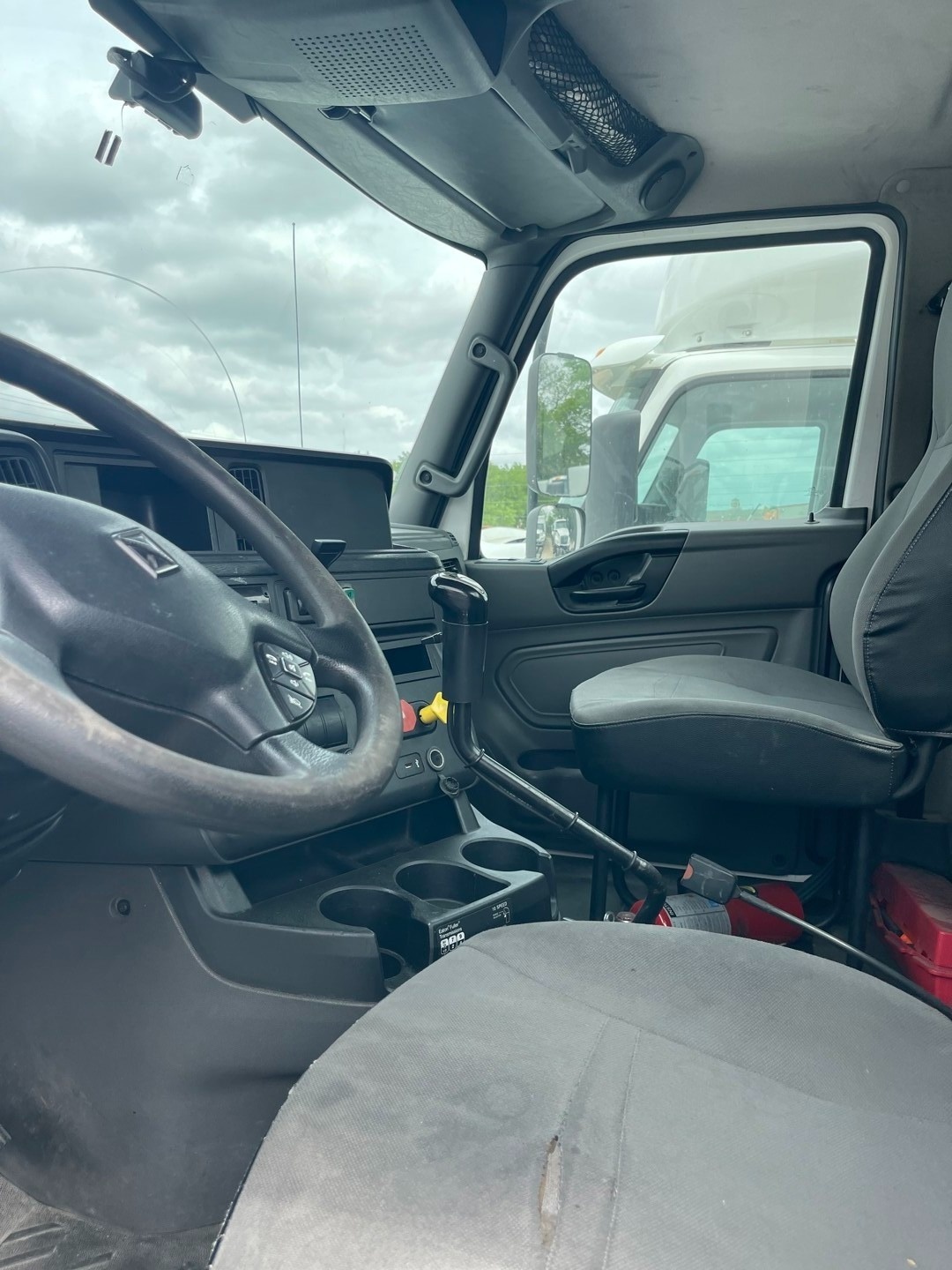 2018 International LT in San Antonio, TX — photo 4