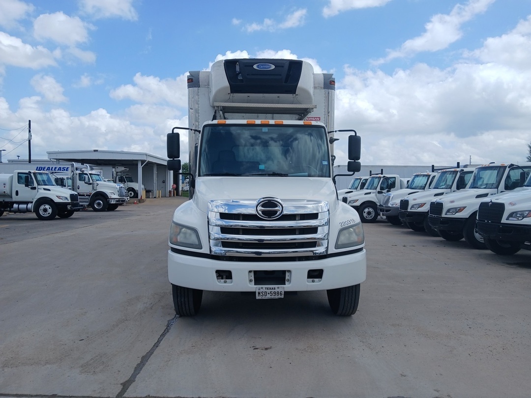 2020 Hino 268 in Austin, TX — photo 2