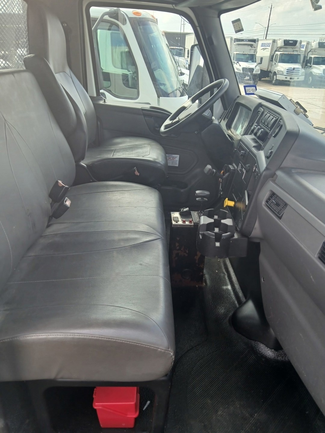 2022 International MV in Austin, TX — photo 6