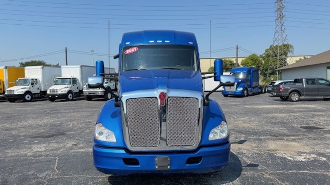 2021 Kenworth T680 in Houston, TX — photo 7
