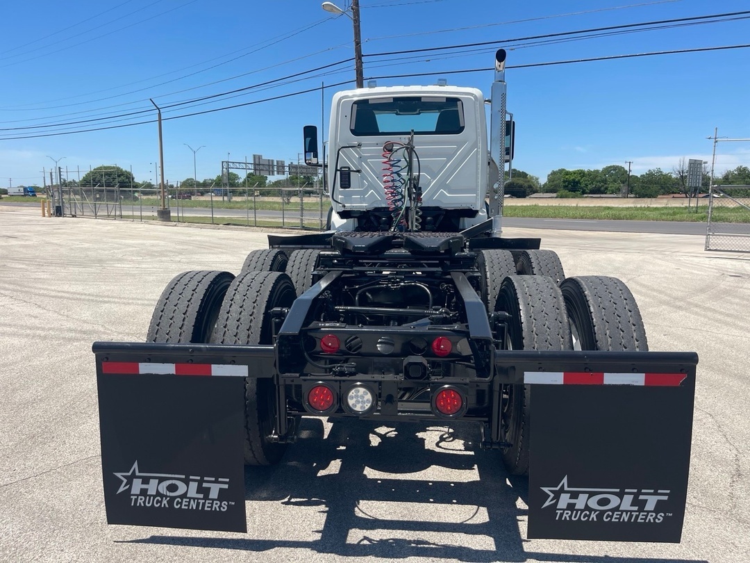 2023 International HX in Tyler, TX — photo 6