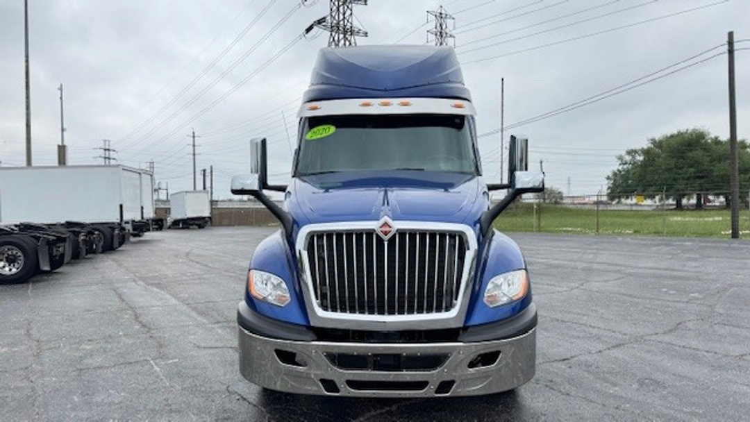 2020 International LT in San Antonio, TX — photo 5