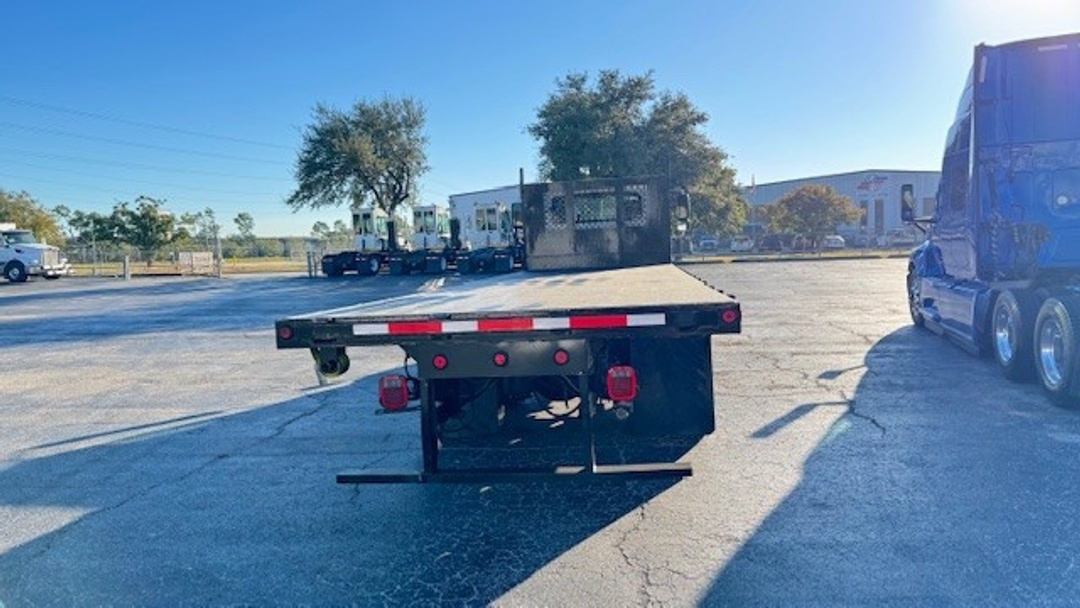 2018 International 4300 in Houston, TX — photo 4