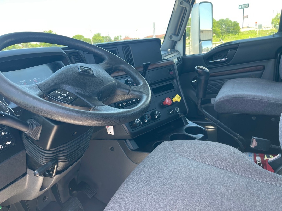 2023 International HX in Tyler, TX — photo 8