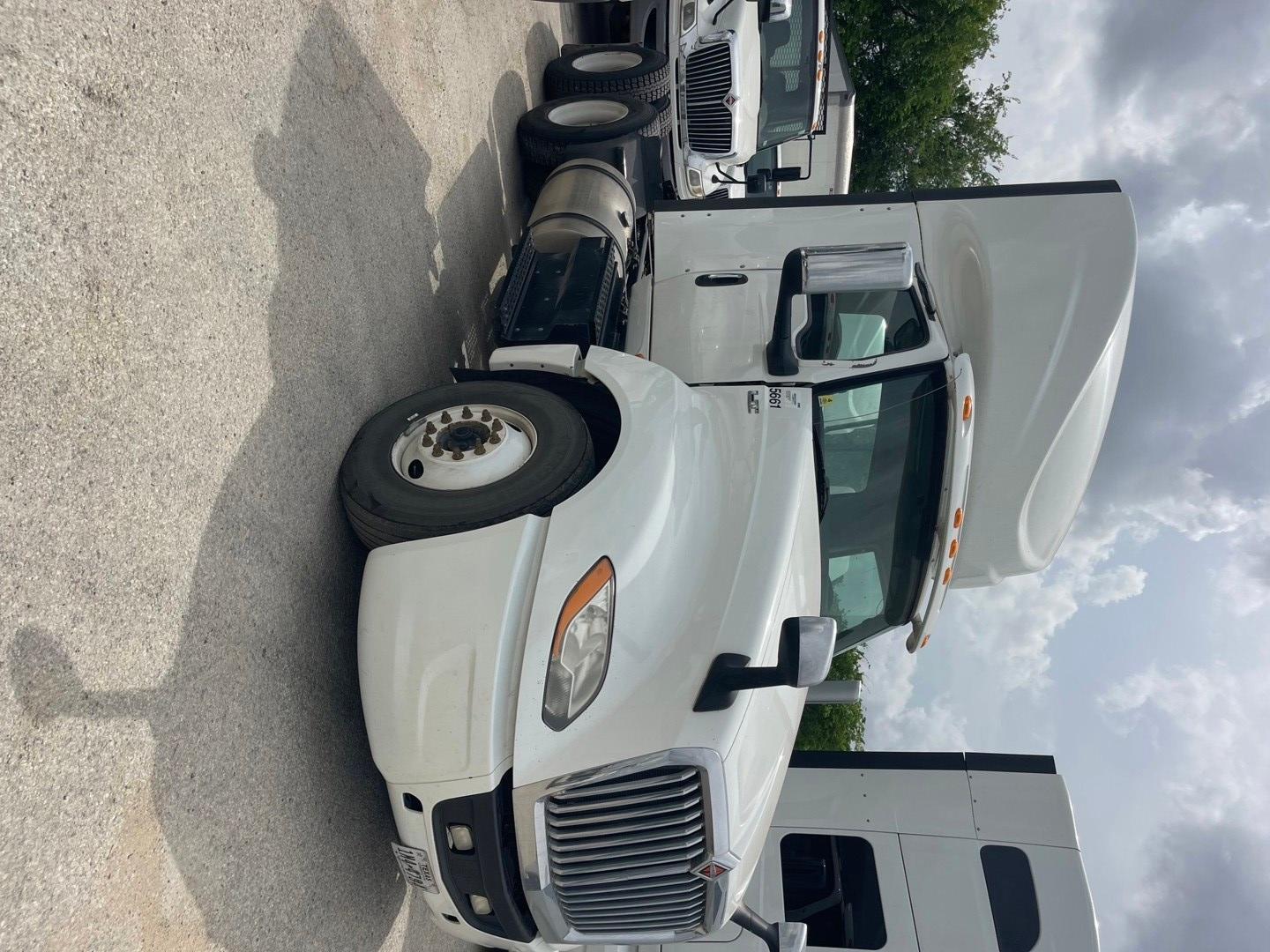 2018 International LT in San Antonio, TX — photo 5