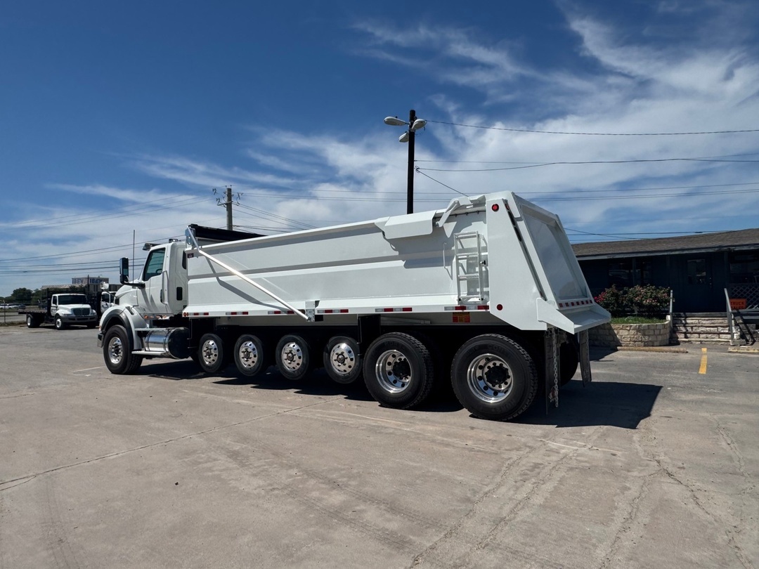2027 International HX in Austin, TX — photo 4