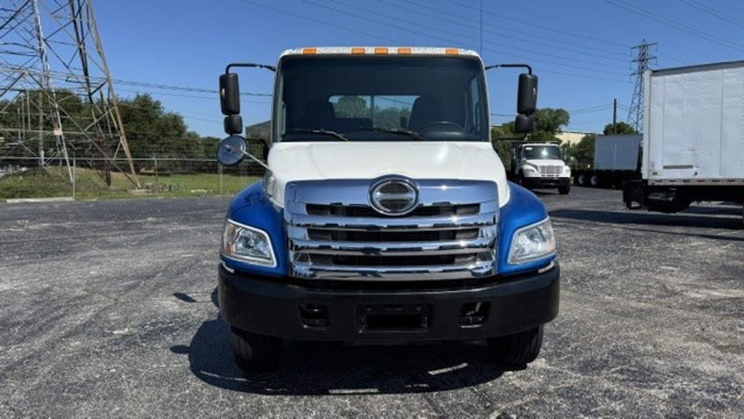 2012 Hino 338 in Houston, TX — photo 8