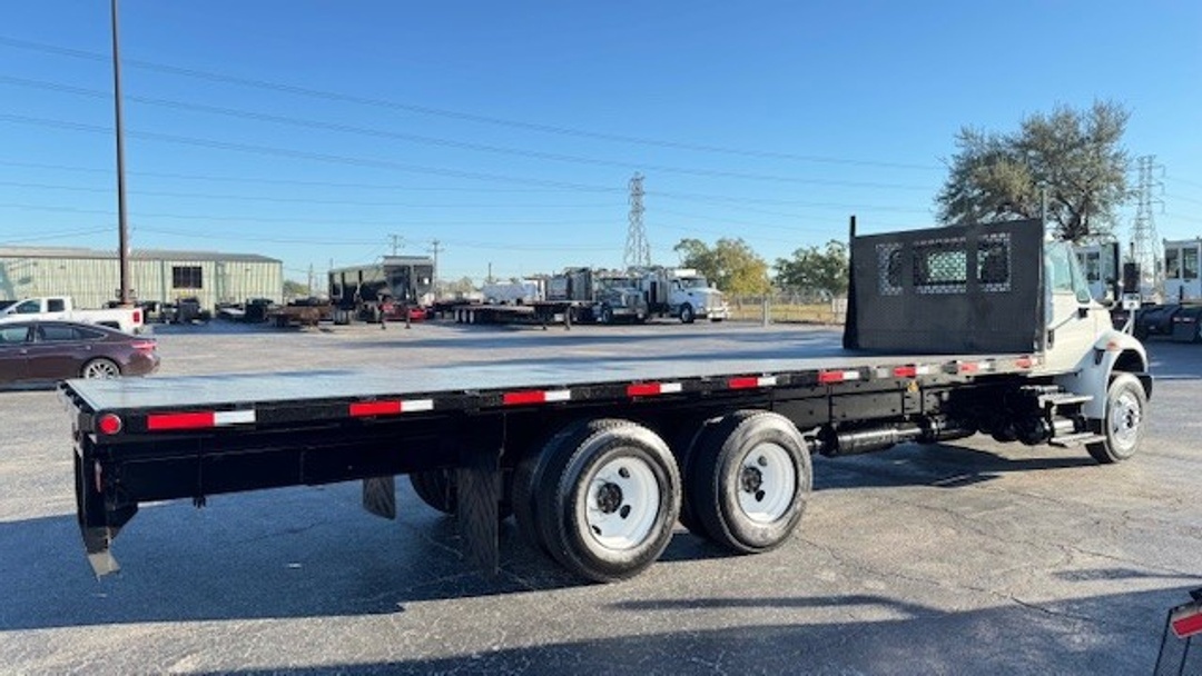 2018 International 4300 in Houston, TX — photo 3