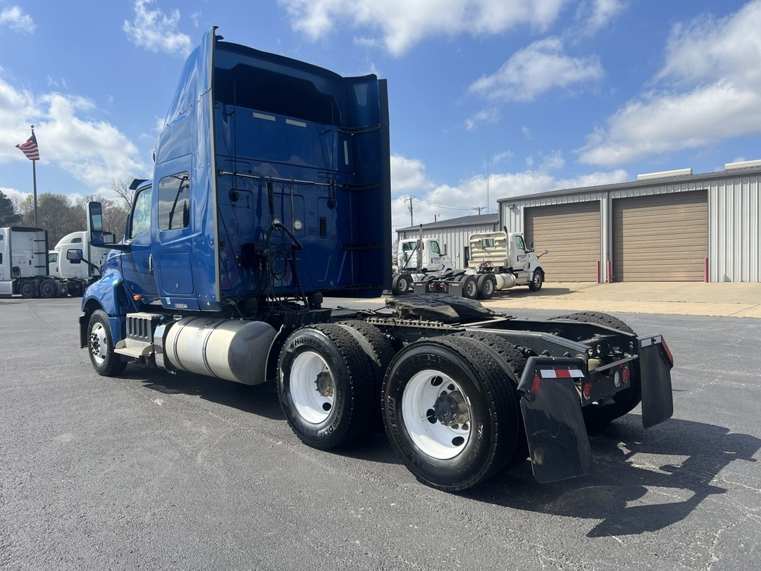 2020 International LT in Tyler, TX — photo 3