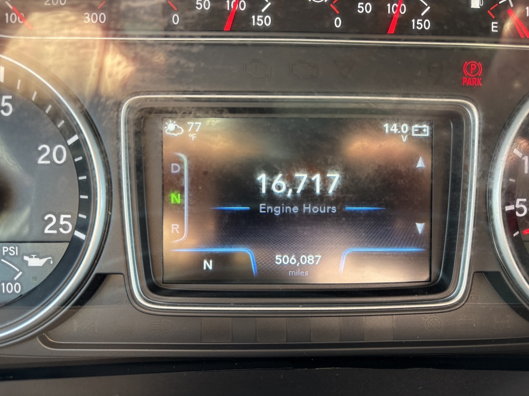 2020 International LT in Pharr, TX — photo 8