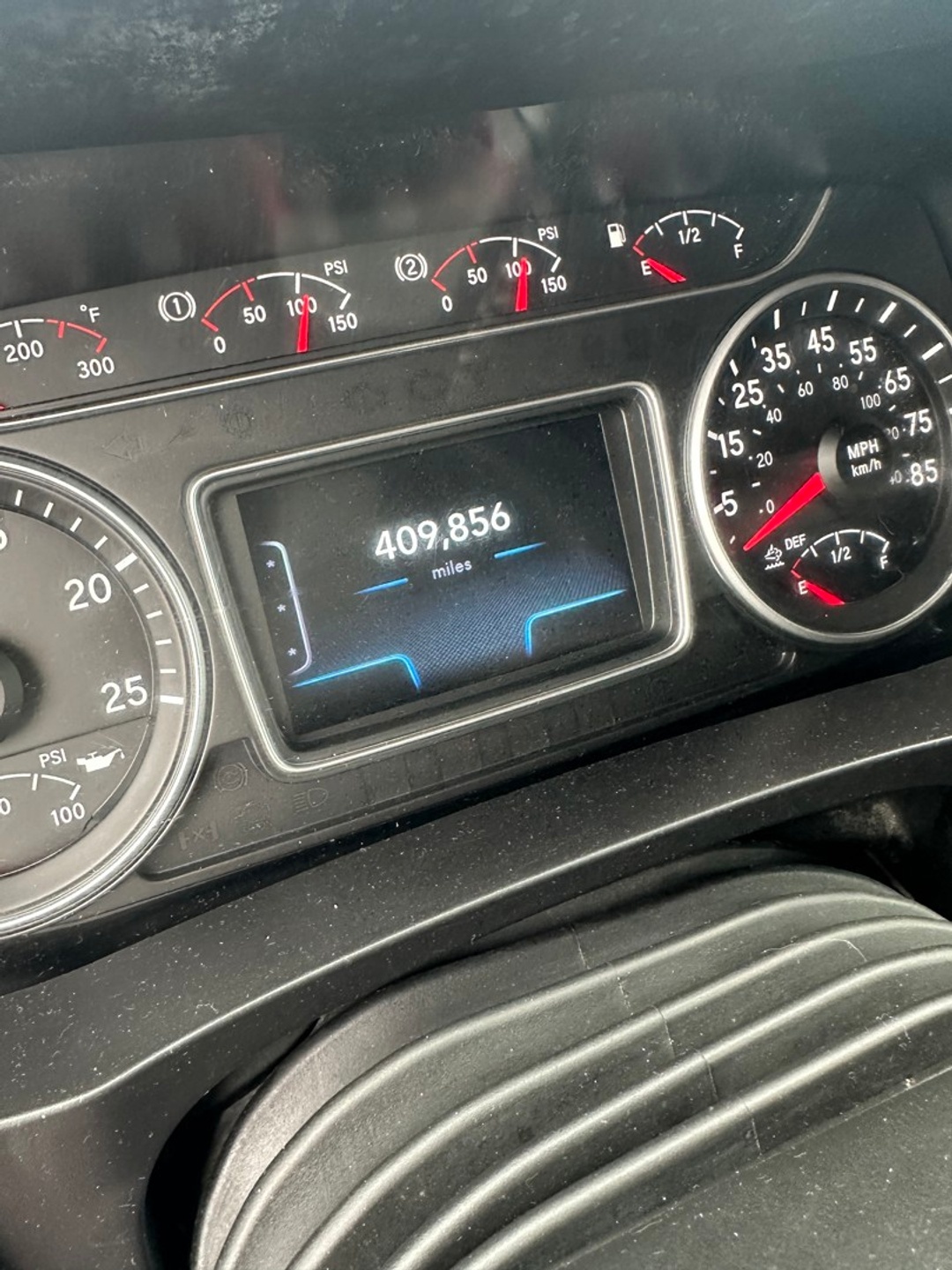 2022 International LT in Tulsa, OK — photo 3