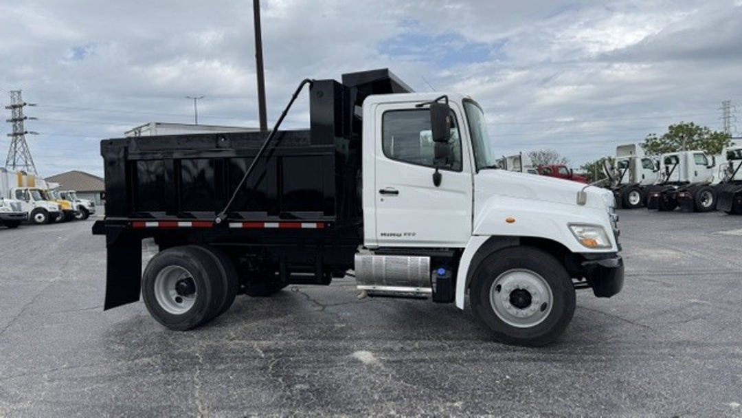 2015 Hino 338 in Tyler, TX — photo 4