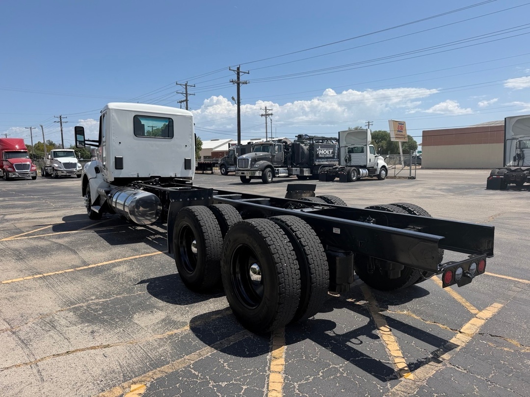 2021 Kenworth T880 in Oklahoma City, OK — photo 7