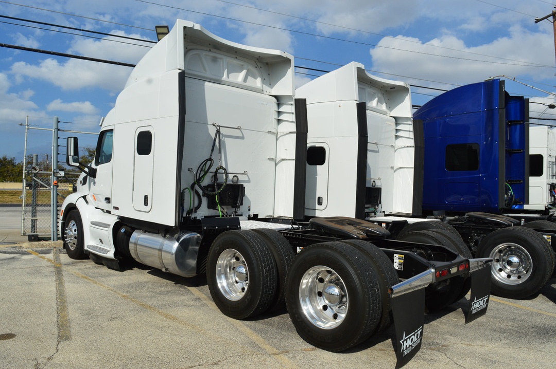 2019 Peterbilt 579 in SAN ANTONIO, TX — photo 2