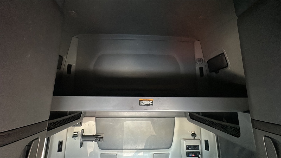 2023 International LT in Tulsa, OK — photo 8