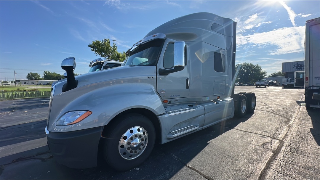 2023 International LT in Tulsa, OK