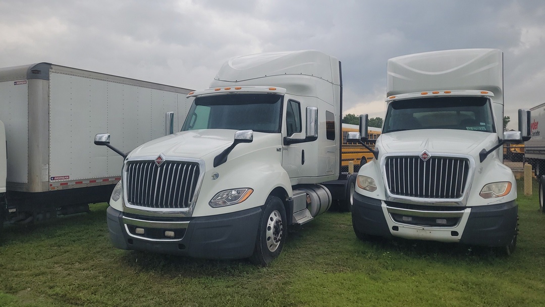 2019 International LT in Houston, TX — photo 4