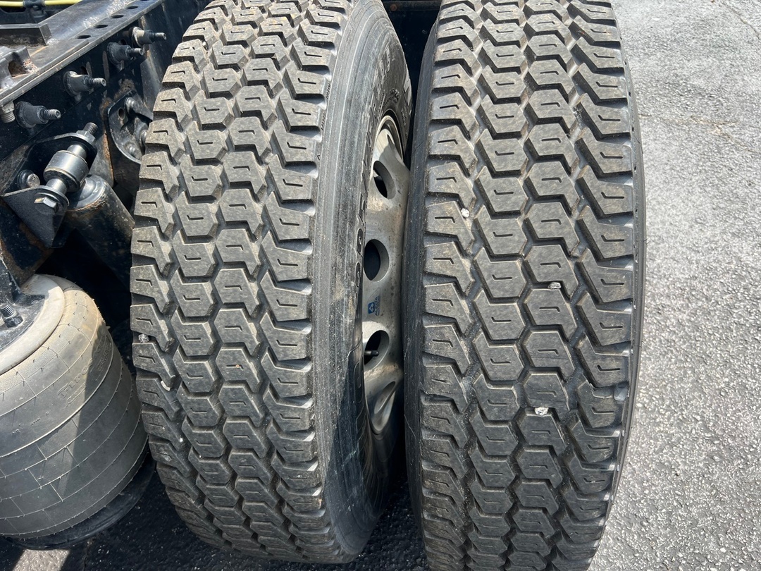 2021 International LT in Tyler, TX — photo 8