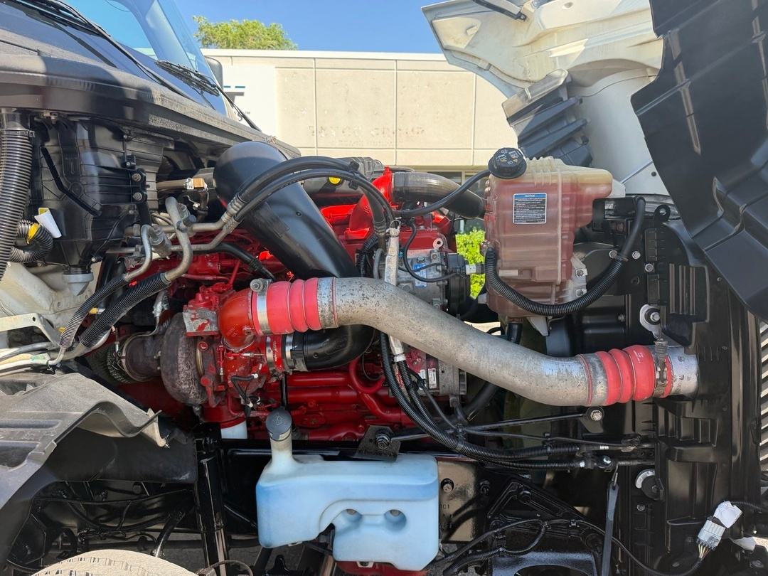2020 International LT625