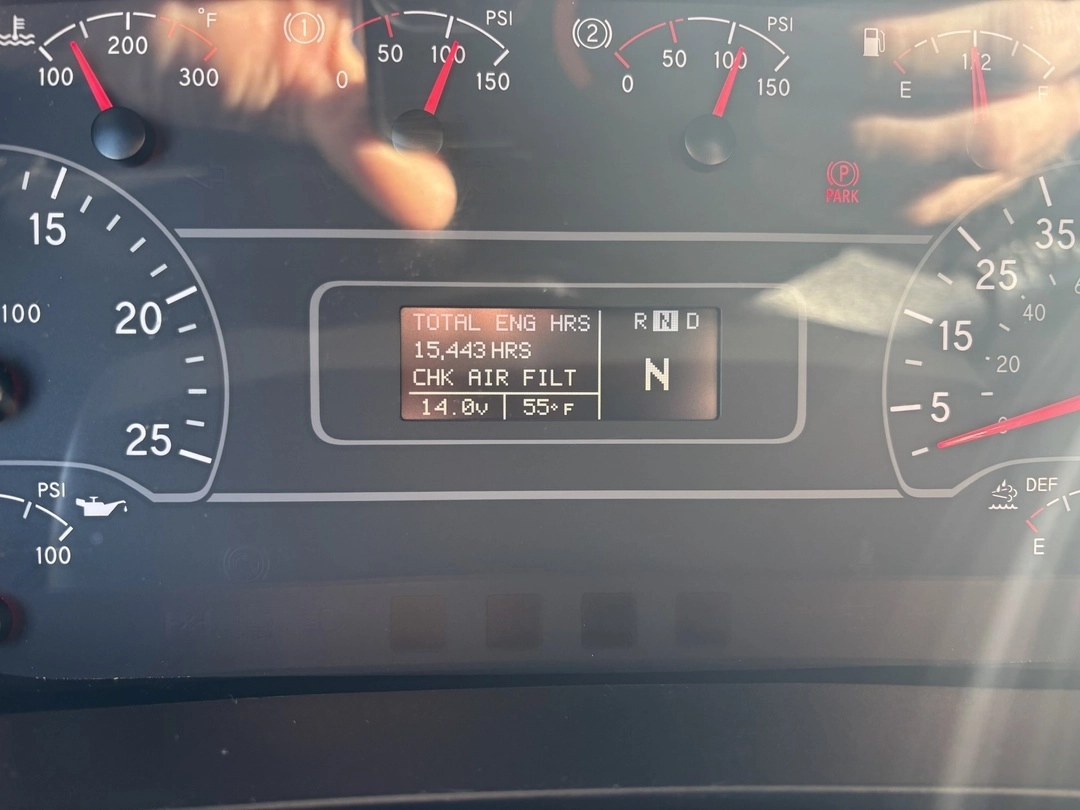 2022 International LT in Oklahoma City, OK — photo 6