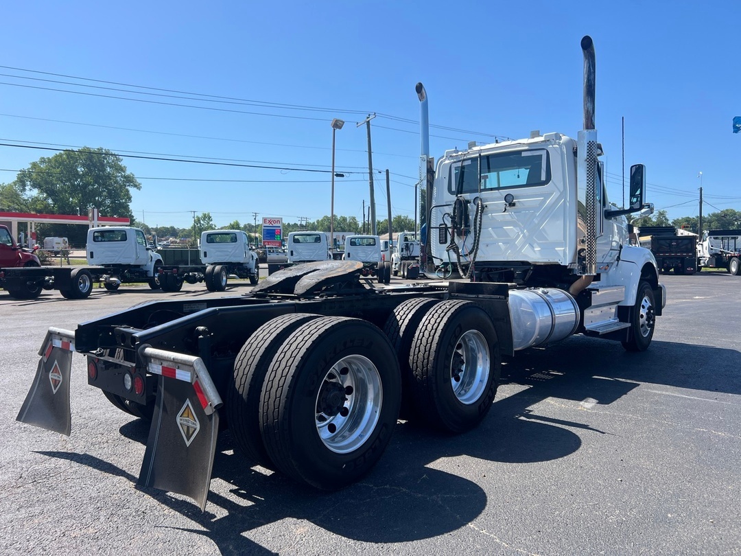 2024 International HX in Tyler, TX — photo 3