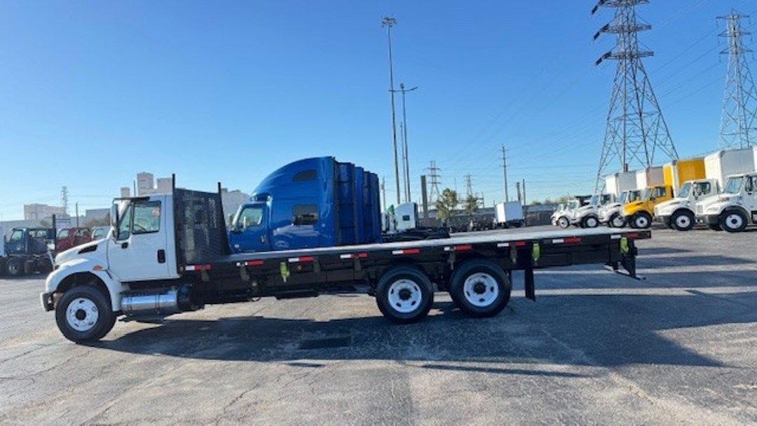 2018 International 4300 in Houston, TX — photo 6