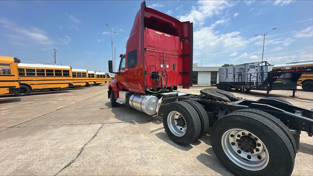 2021 International LT in Tulsa, OK — photo 7