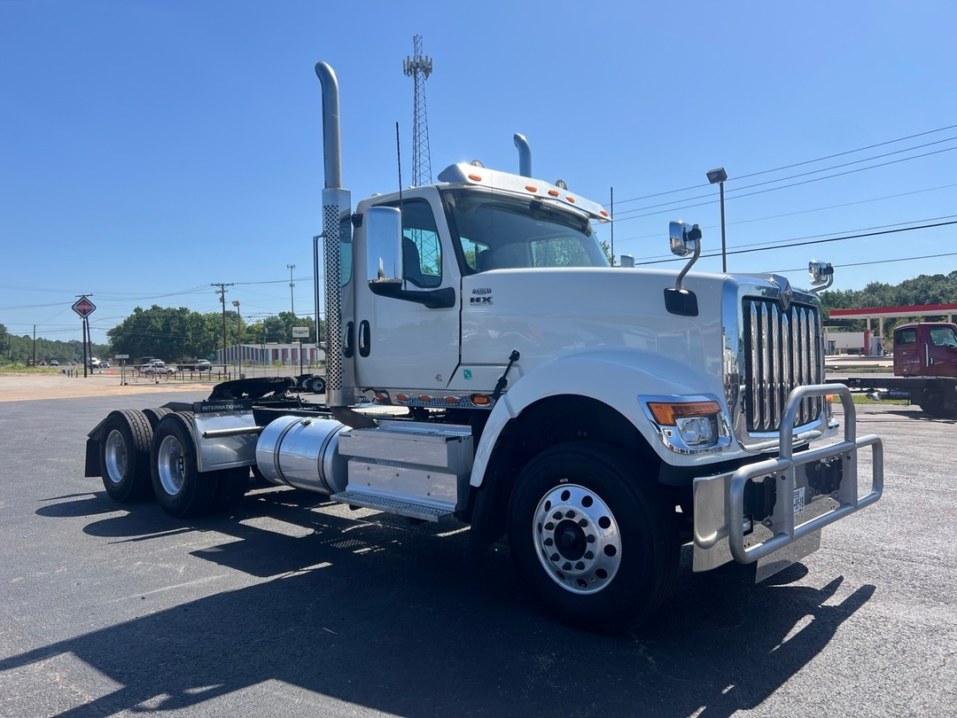 2024 International HX in Tyler, TX — photo 2