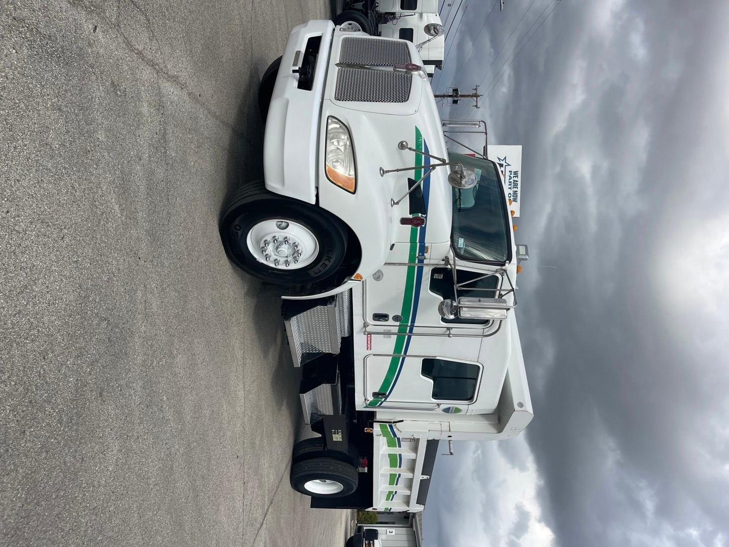 2010 Kenworth T370 in San Antonio, TX — photo 8