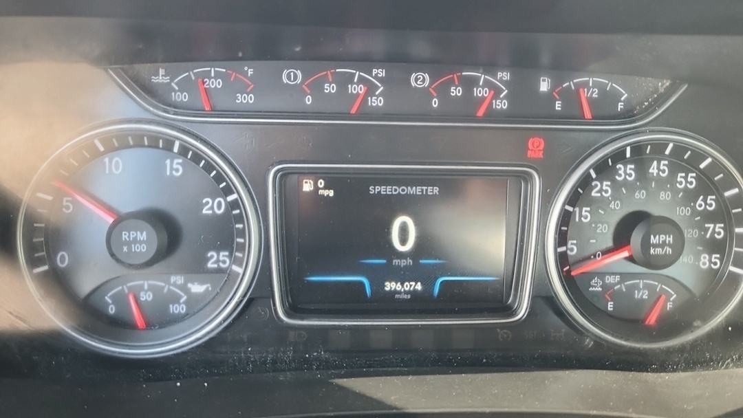 2018 International LT in Houston, TX — photo 6