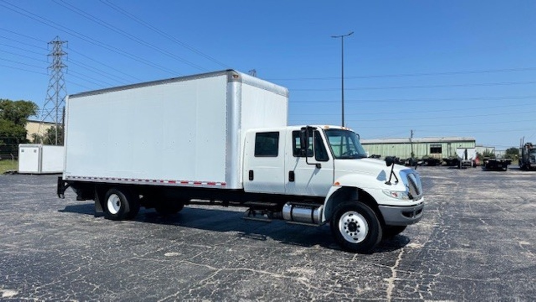 2018 International 4300 in Houston, TX — photo 3