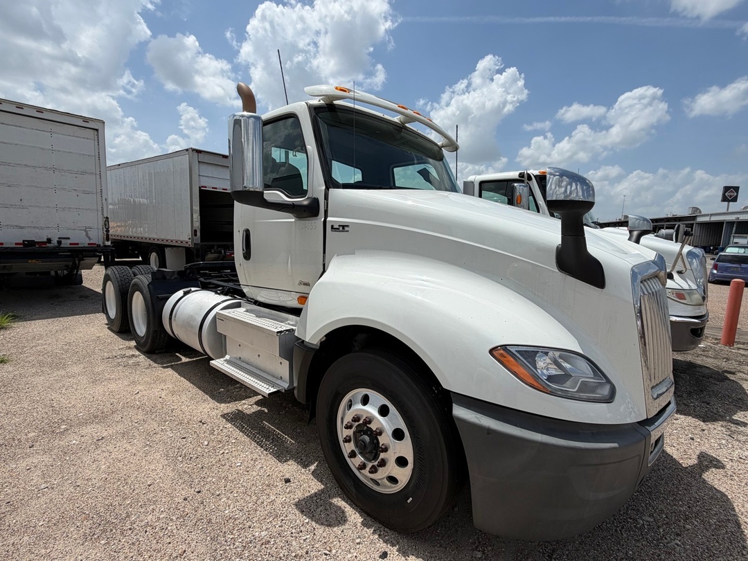 2019 International LT625