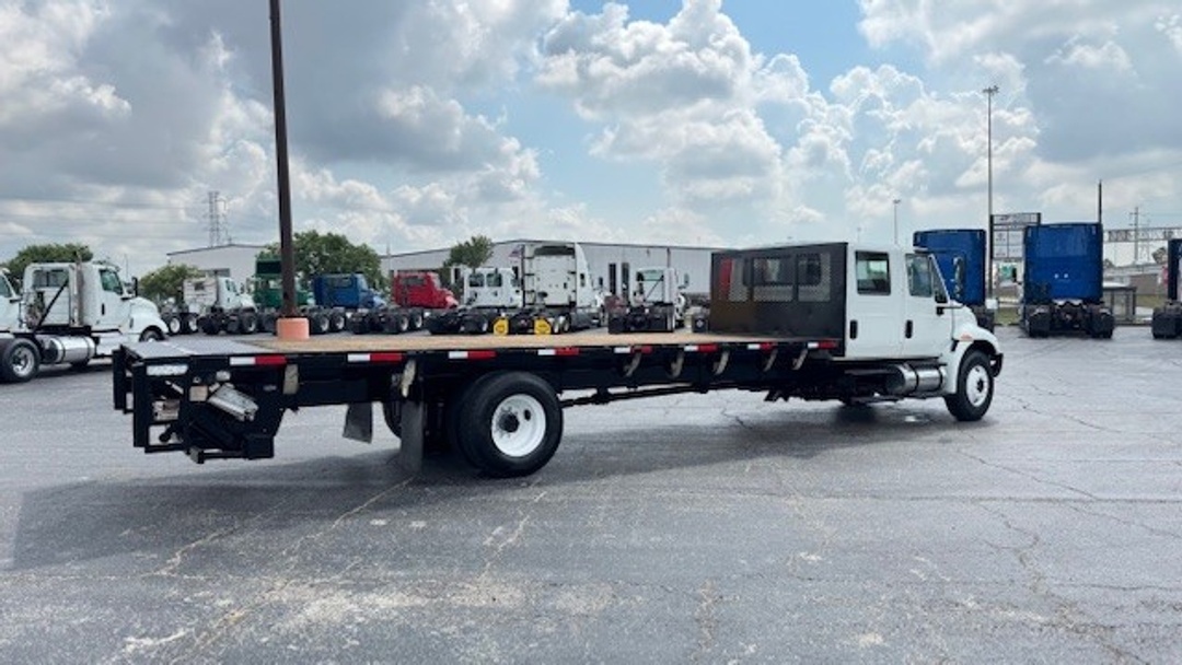 2018 International 4300 in Houston, TX — photo 3