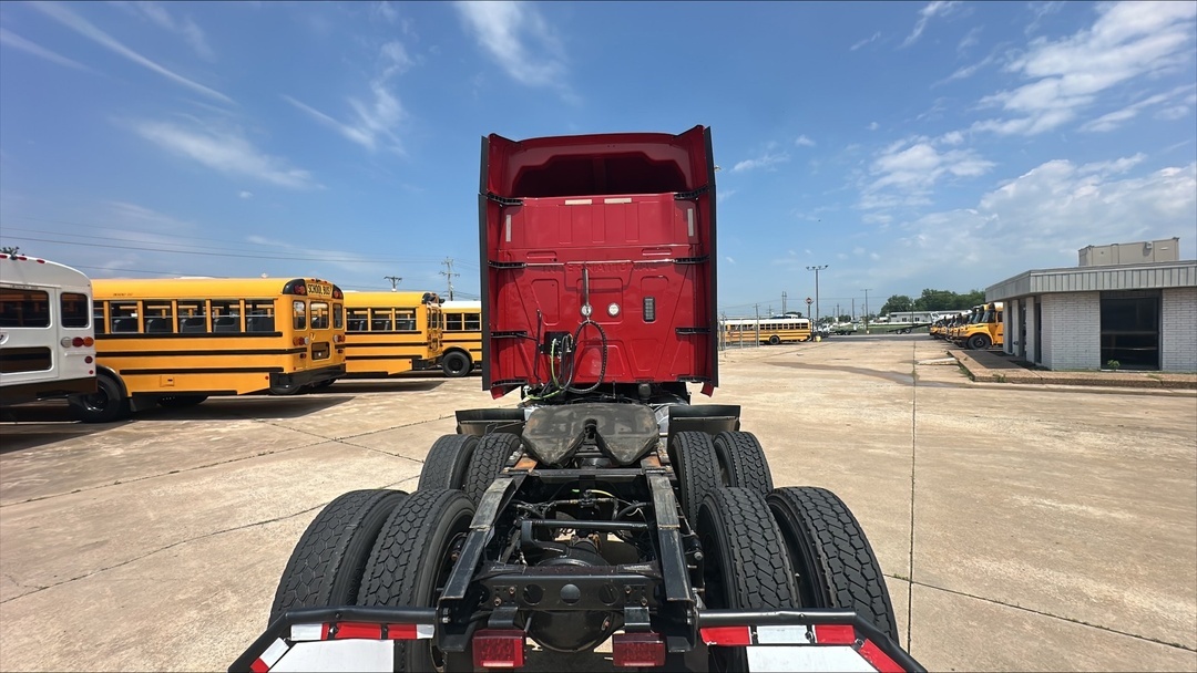 2021 International LT in Oklahoma City, OK — photo 6