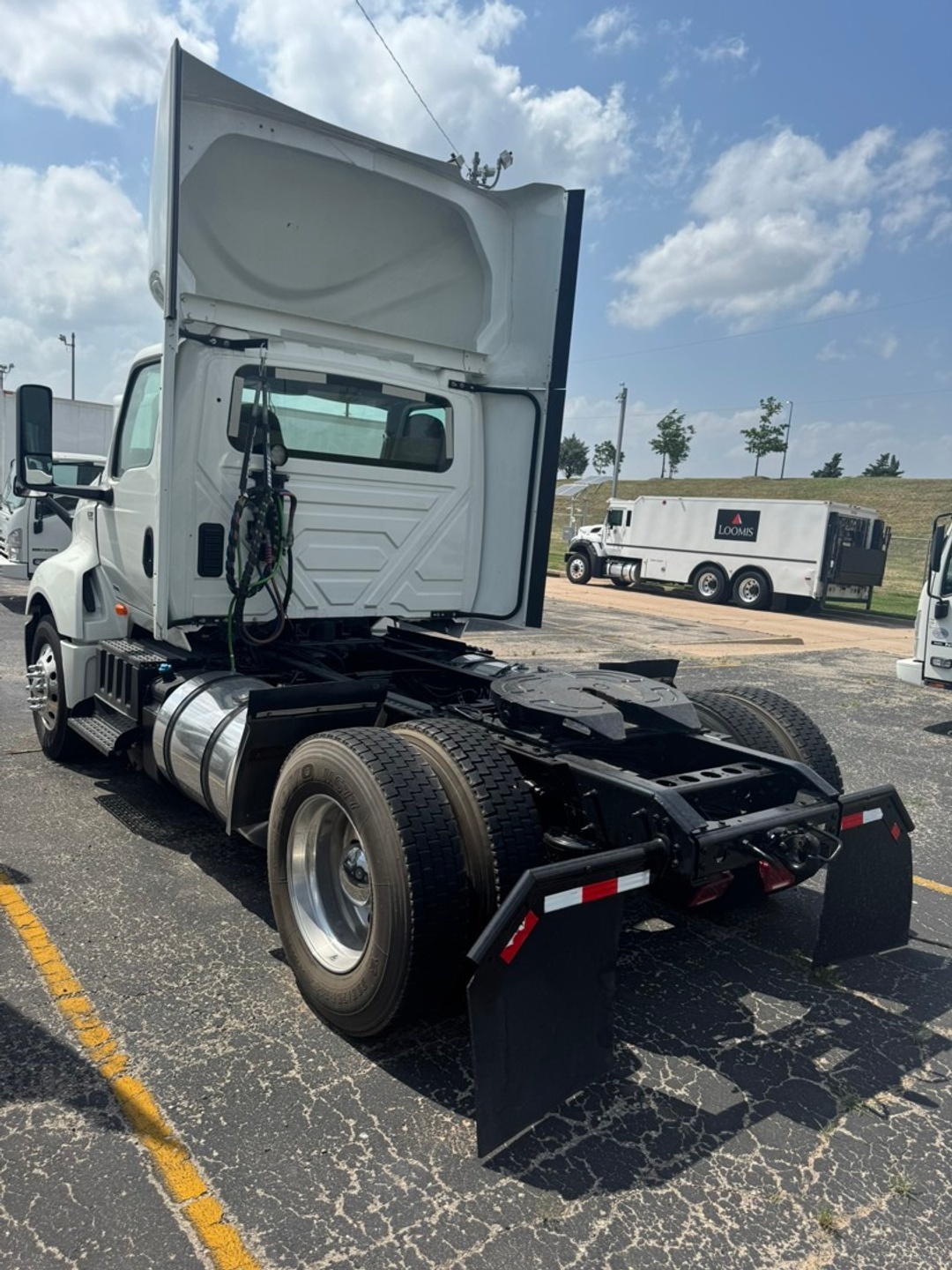 2022 International LT in Oklahoma City, OK — photo 8