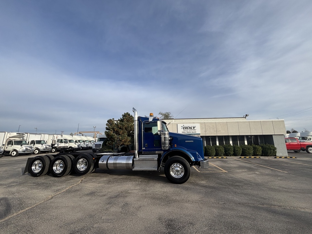 2019 Kenworth T800 in Irving, TX — photo 5