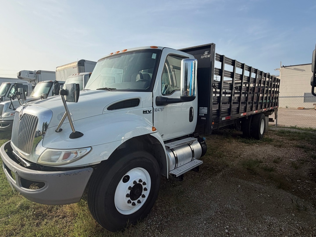 2020 International 4300 in Houston, TX