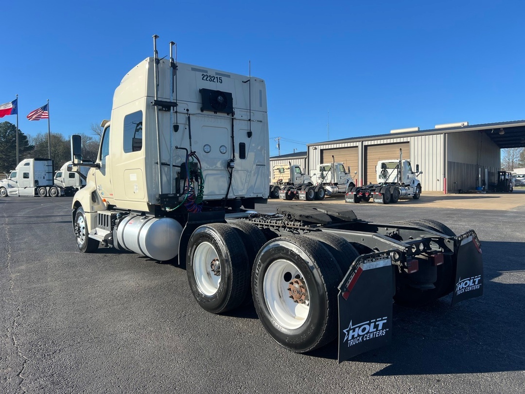 2022 International LT in Tulsa, OK — photo 3