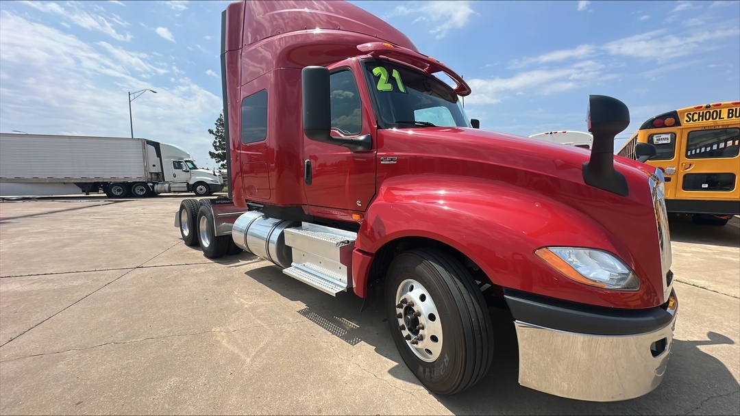 2021 International LT in Tulsa, OK — photo 4