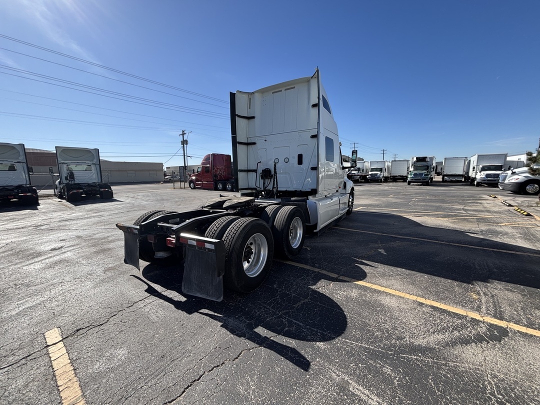 2022 International LT in Oklahoma City, OK — photo 7