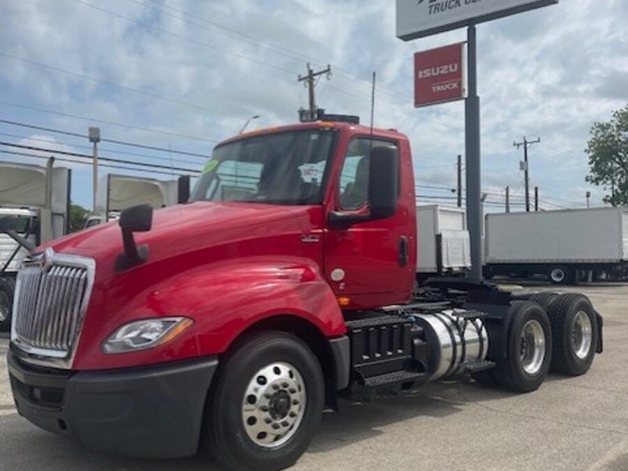 2020 International LT625