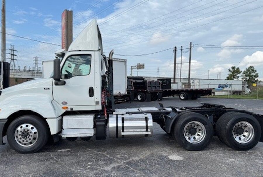 2018 International LT625