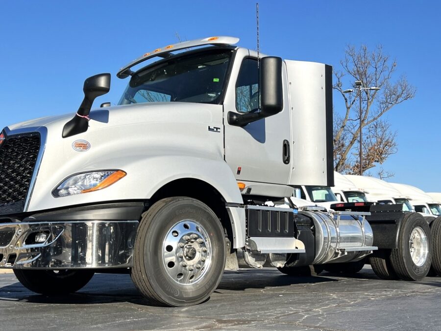 2025 International LT625