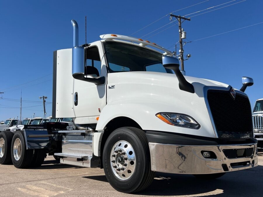 2025 International LT625