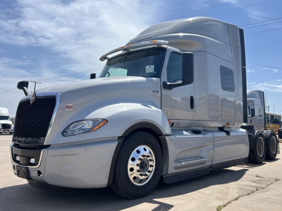 2025 International LT625